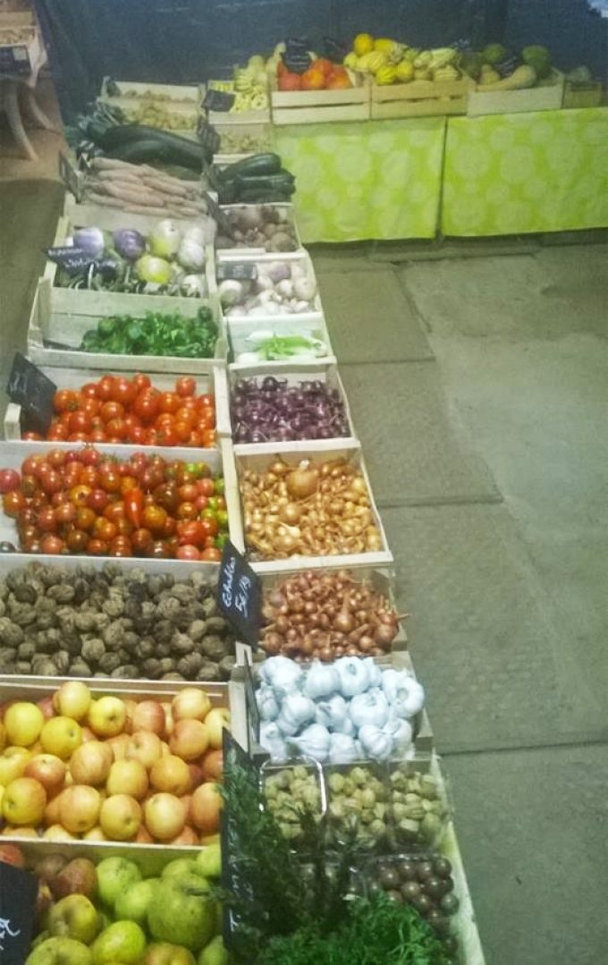 Etal de légumes à la ferme