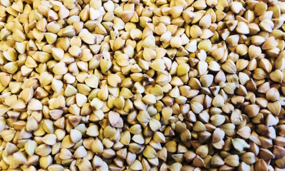 Blé Noir ou Sarrasin ? Quelle différence avec la farine de blé ? [GUIDE]