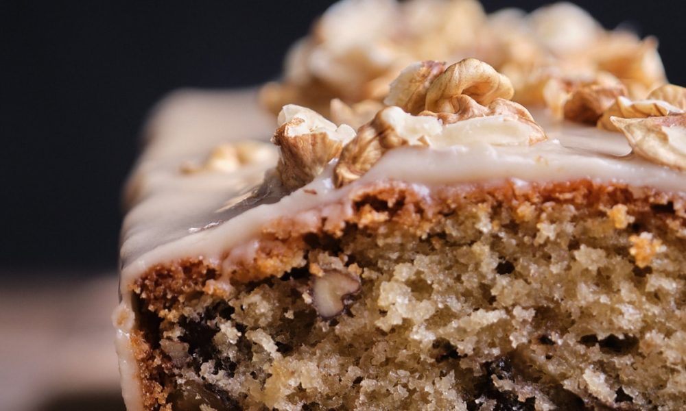 Cake au Noix : Recette facile, simple, rapide et délicieuse !