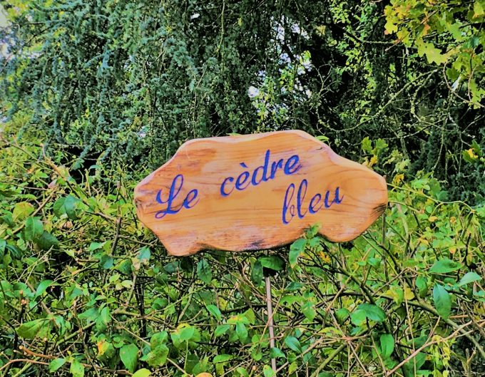 Ferme du Cèdre Bleu - logo