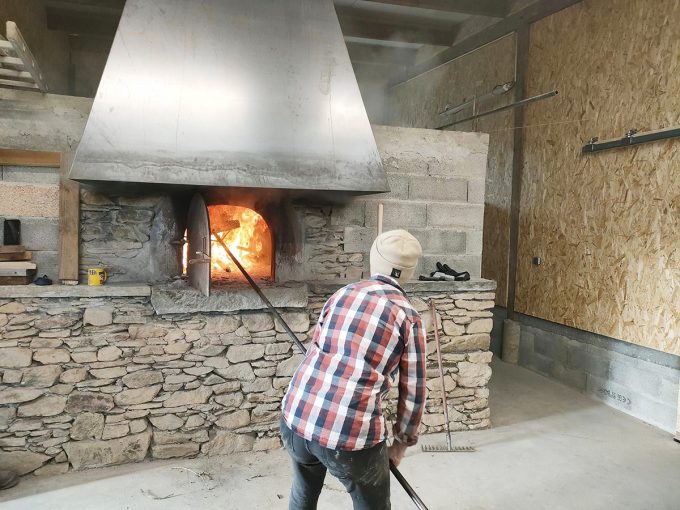 Ferme La Gazi - cuisson pain au four