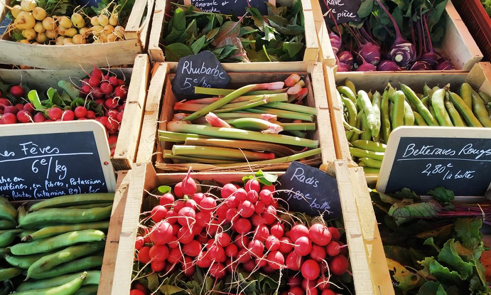 Comment manger local en Bretagne sans exploser son budget vacances ?