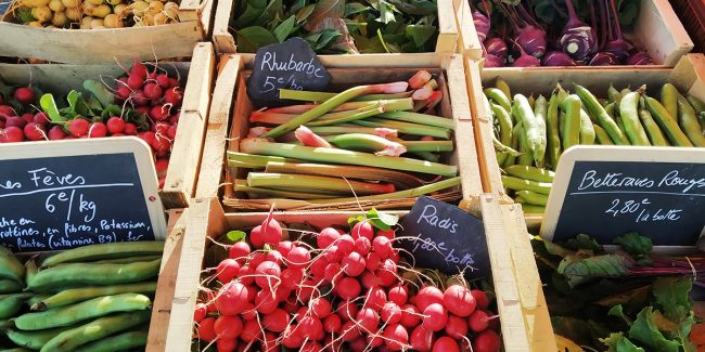 Comment manger local en Bretagne sans exploser son budget vacances ?