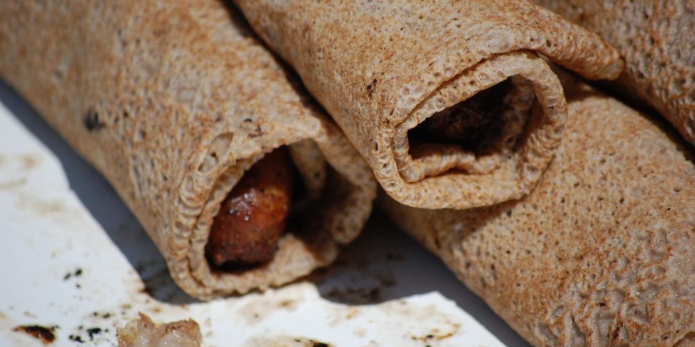La galette saucisse, symbole gastronomique de la Bretagne !