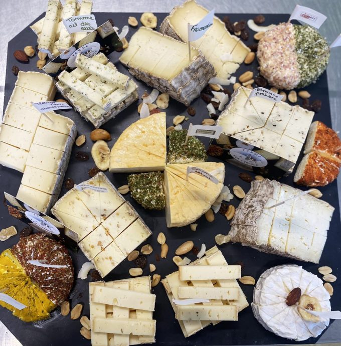 Fromagerie fermière Ker Lannoué - Plateau de fromages