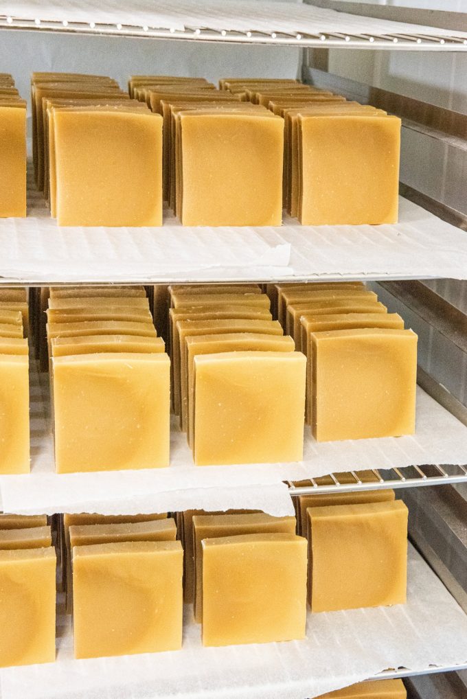 Cosmétiques à base de lait de jument