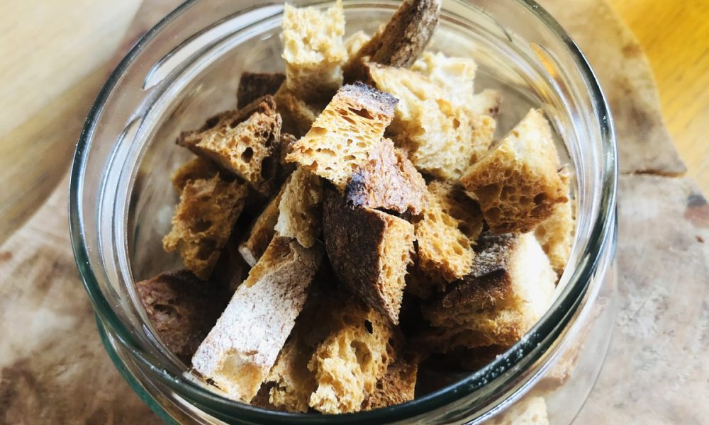 Recette de croûtons de pain : l&rsquo;astuce anti-gaspi