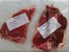 Viande découpée par le boucher et mise sous vide.