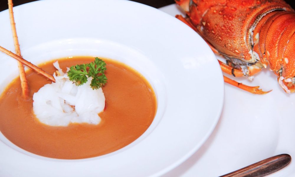Bisque de homard : Sa vraie Recette ? Comment s&rsquo;en servir ? Le Guide !