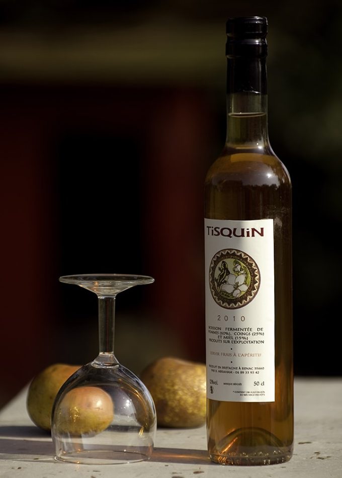 Le Tisquin, apéritif à base de pommes, coings & miel