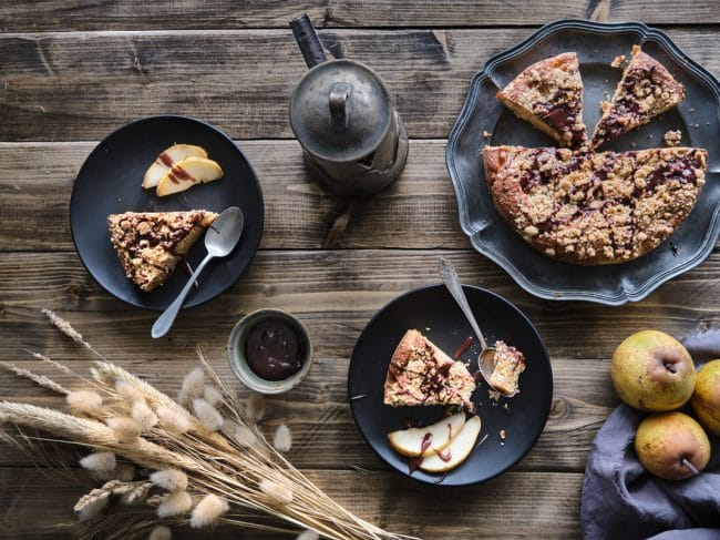 Recette de gâteau à la poire (avec une touche de chocolat)