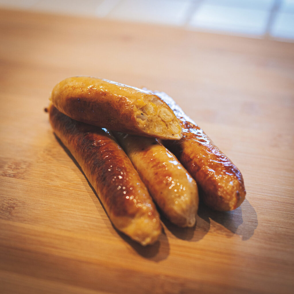 Les Saisissantes : des saucisses végétales bretonnes à base de légumineuses locales Les Saisissantes : des saucisses végétales bretonnes à base de légumineuses locales